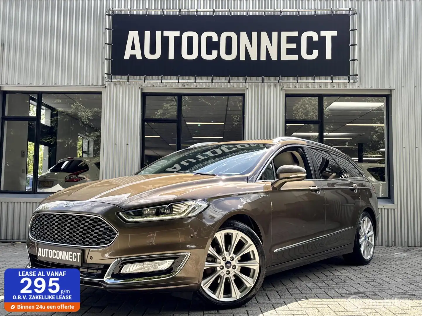 Ford Mondeo Wagon 2.0 Vignale, NAVI, CRUISE, CAMERA,AUTOMAAT Beige - 1