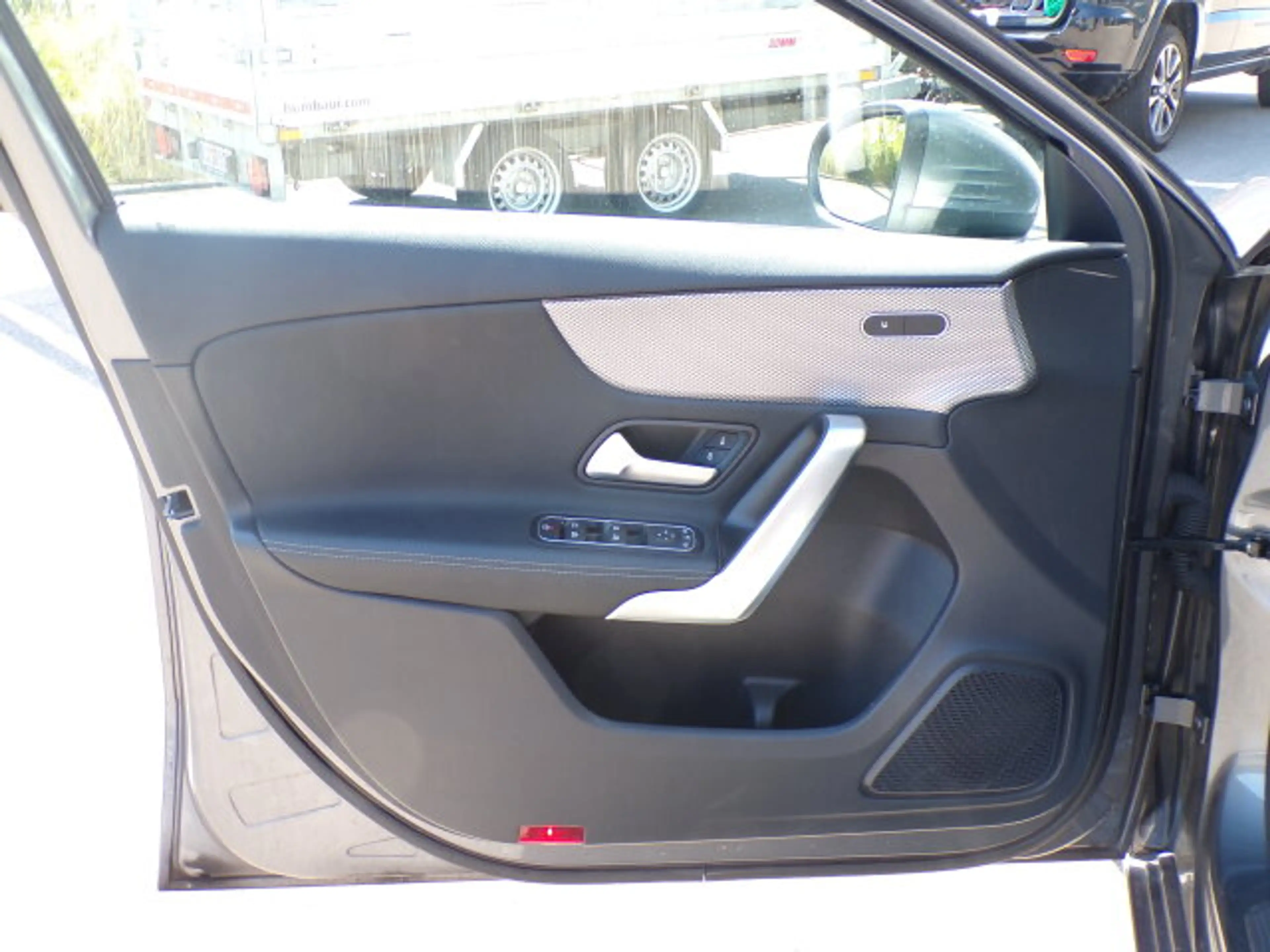 Mercedes-Benz A 200 A 200 Progressive Navi/Autom./LED Klima/Sitzhzg. — photo 9