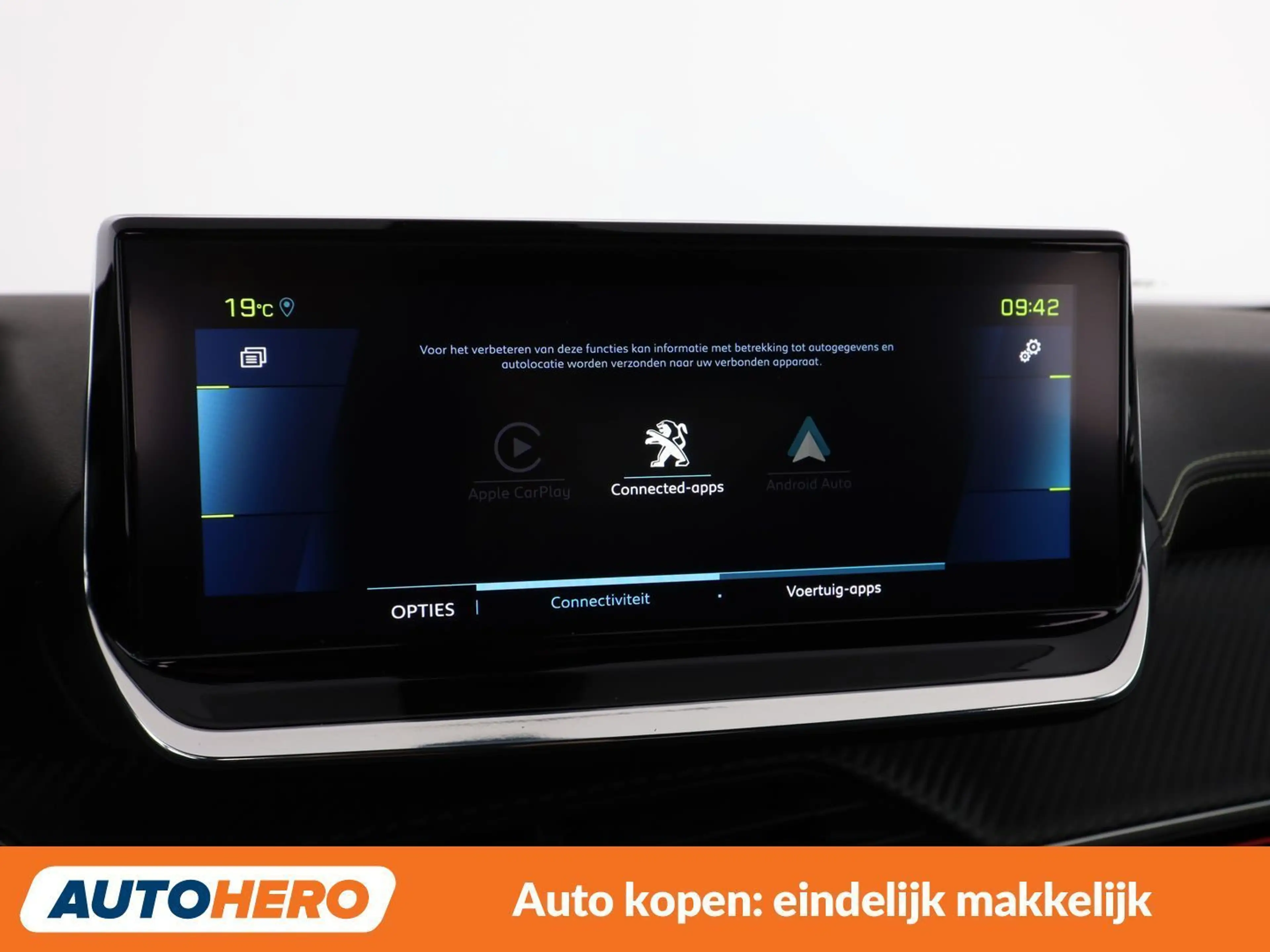 Peugeot e-2008 electric drive 100 kW e GT — photo 23