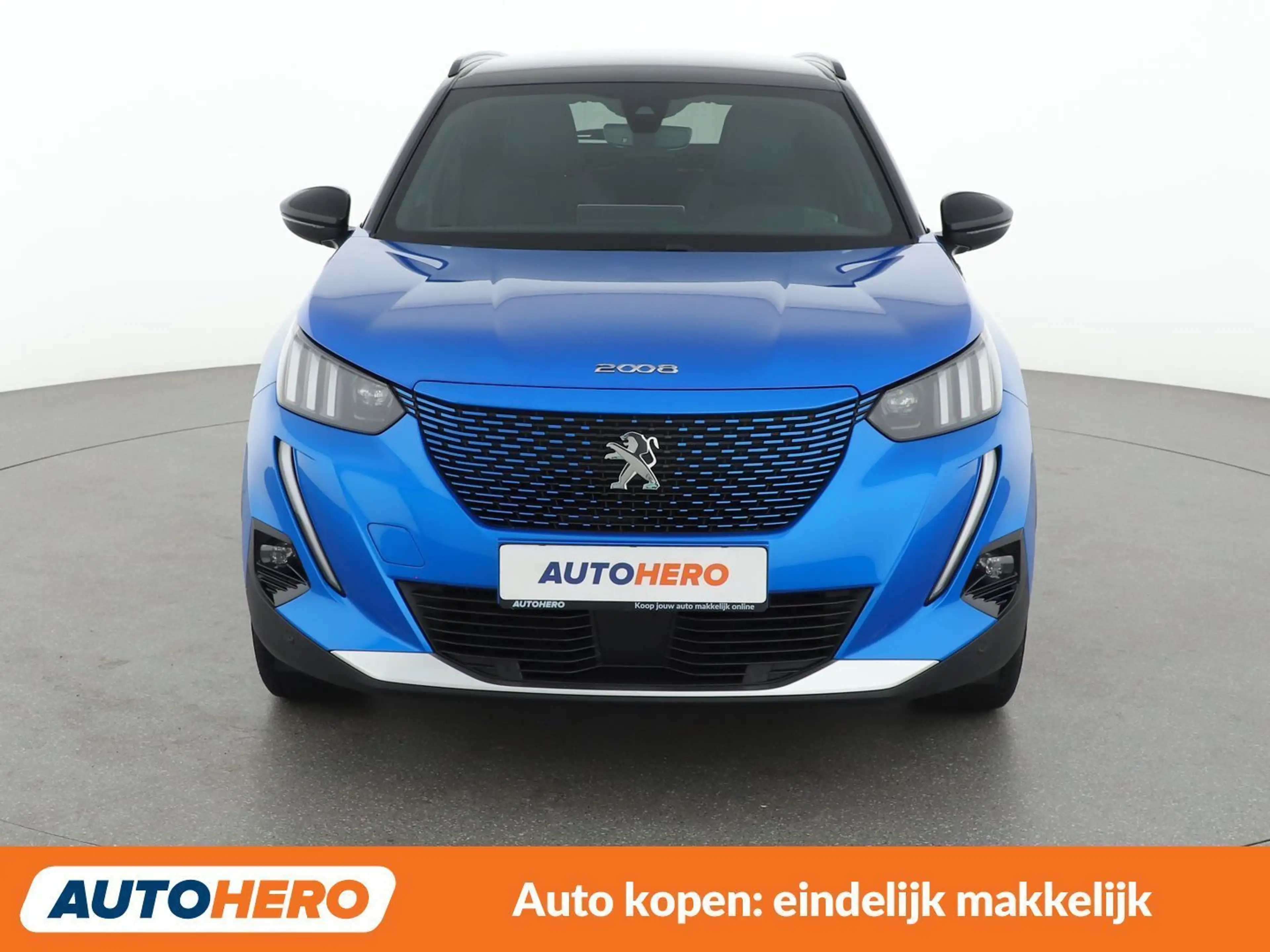 Peugeot e-2008 electric drive 100 kW e GT — photo 10