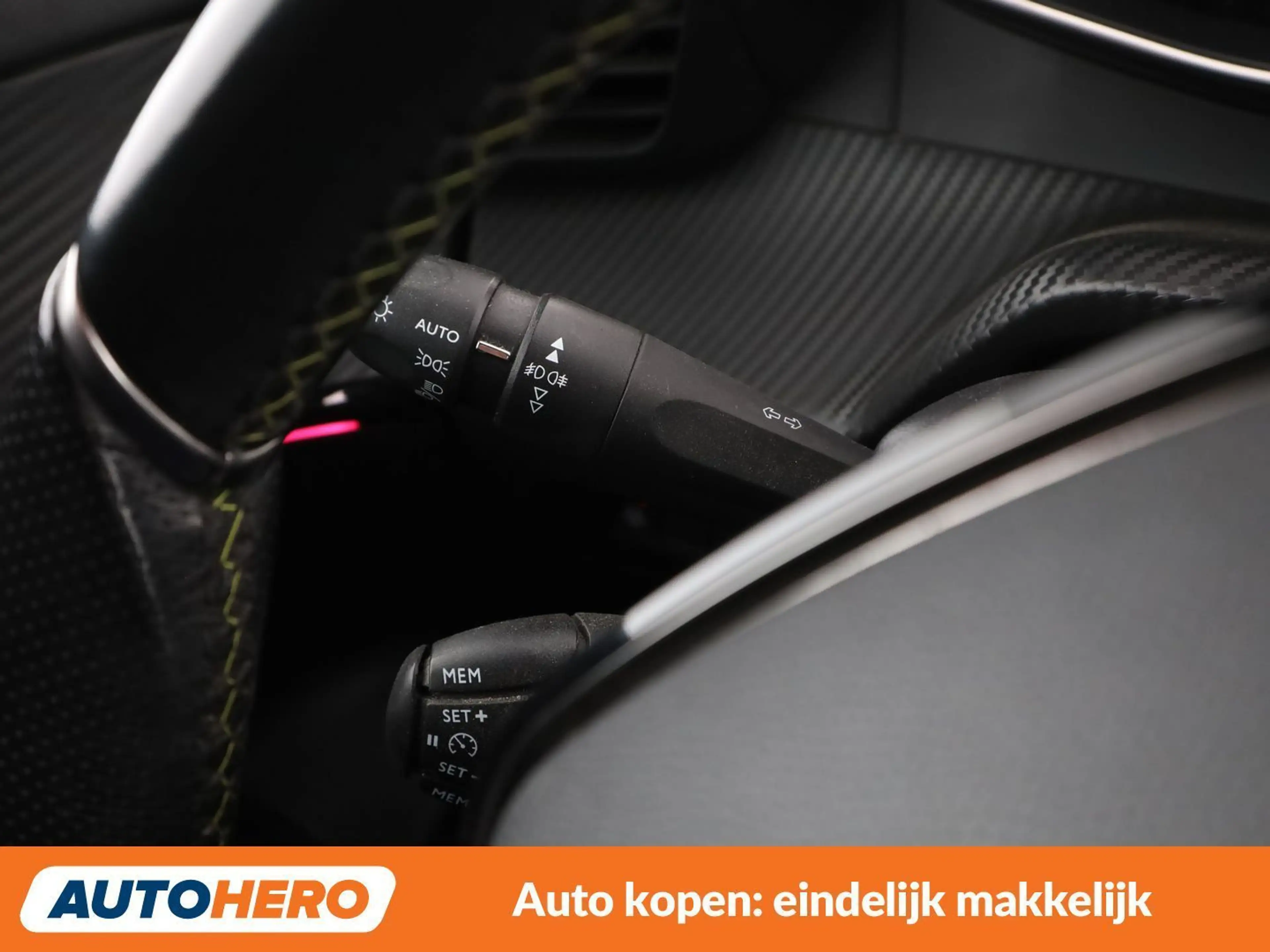 Peugeot e-2008 electric drive 100 kW e GT — photo 28