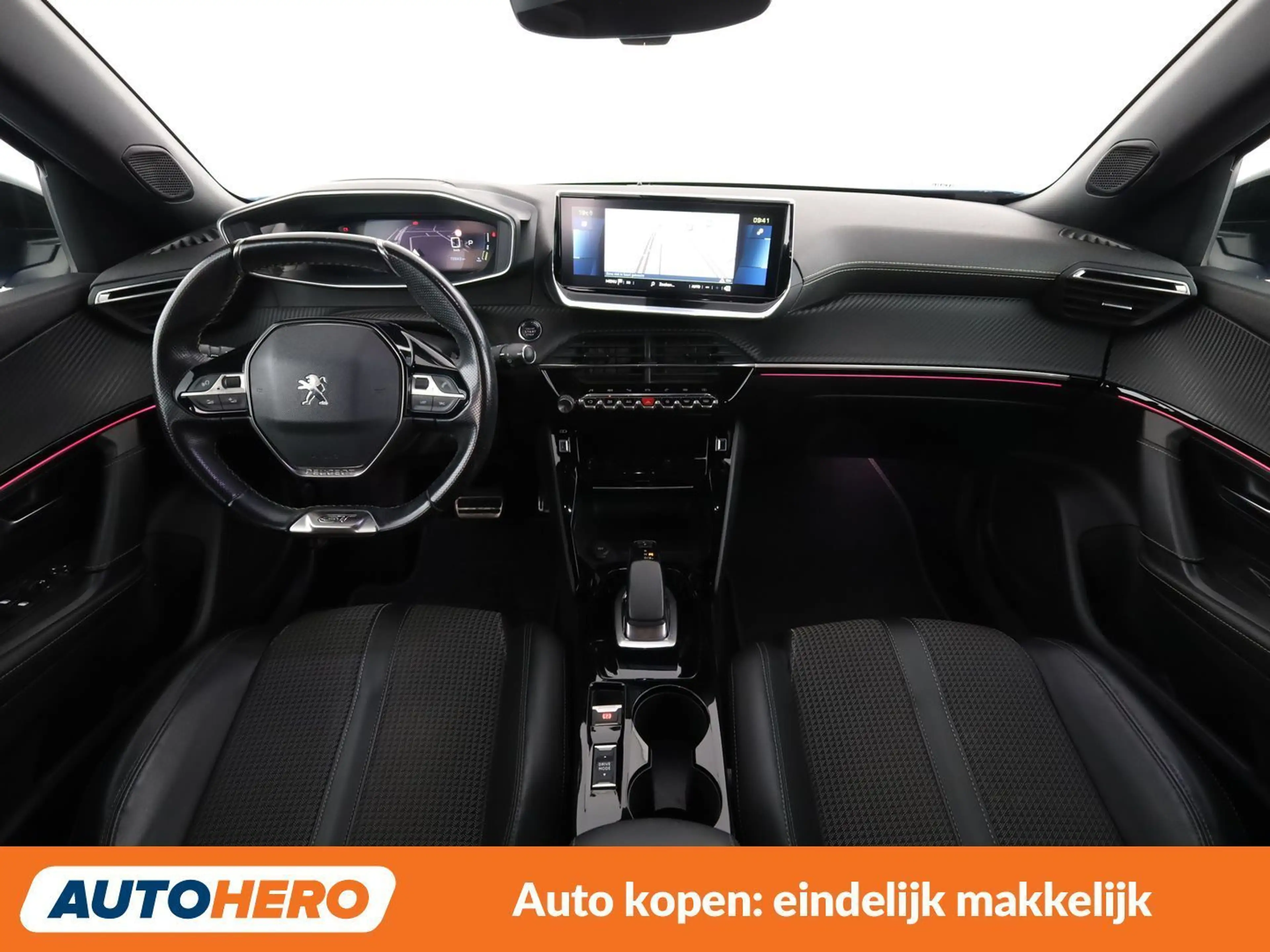 Peugeot e-2008 electric drive 100 kW e GT — photo 13