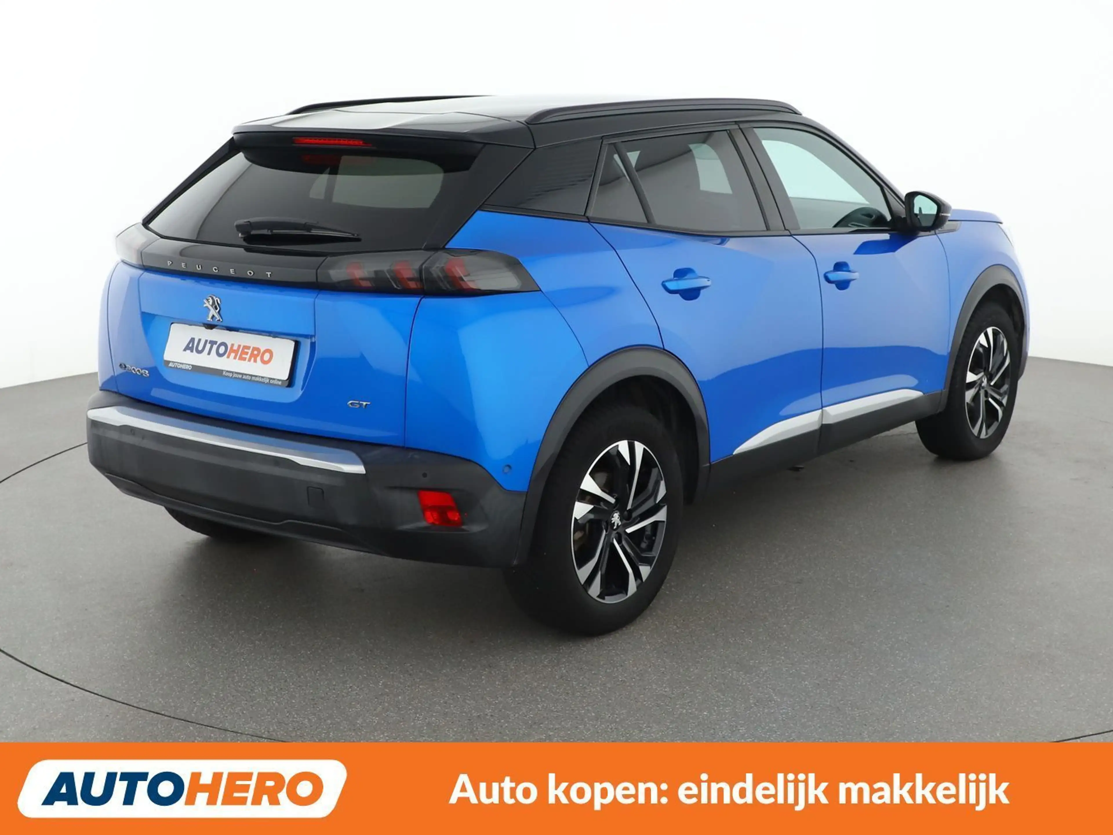 Peugeot e-2008 electric drive 100 kW e GT — photo 7