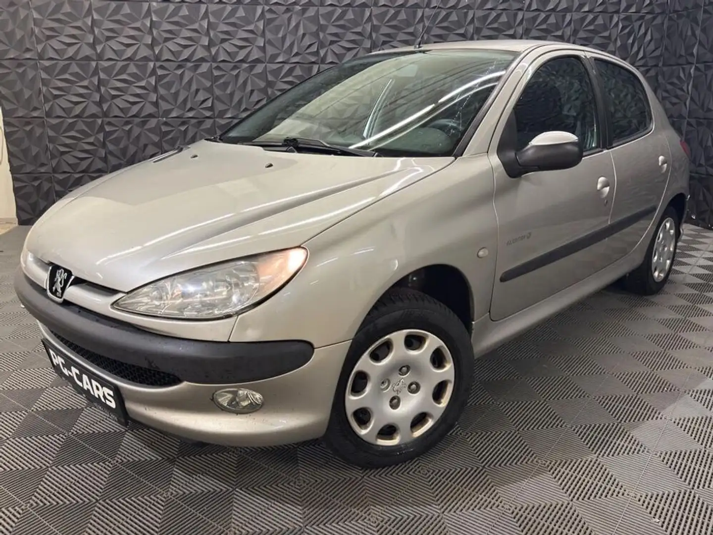 Peugeot 206 Look 1.4 XR Pickerl 4.2026 + 4 Monate *Weihnac Grau - 1