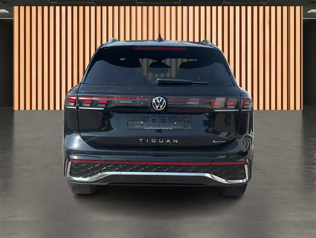 Volkswagen Tiguan view 5