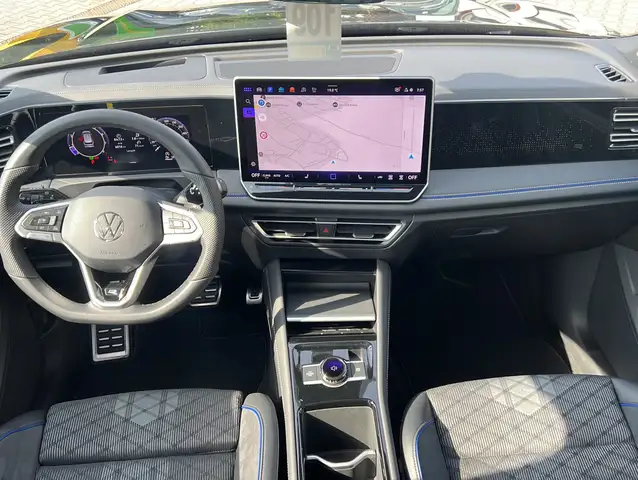 Volkswagen Tiguan view 15