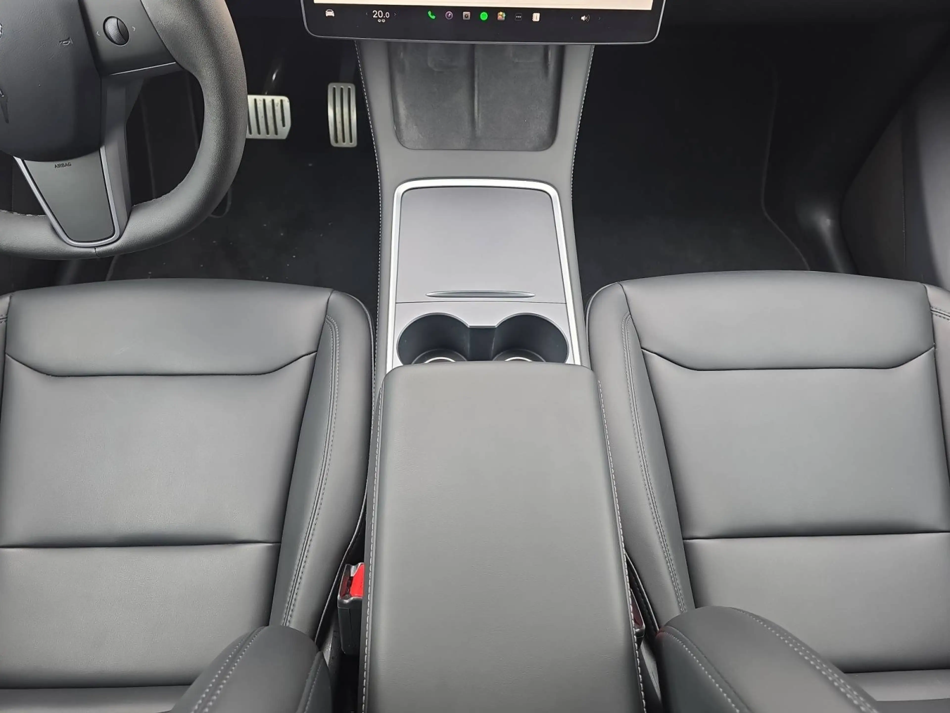 Tesla Model Y Performance Dual AWD — photo 12