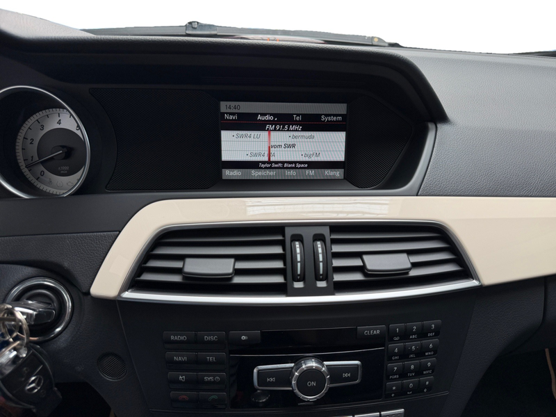 Mercedes-Benz C 250 T AVANTGARDE STYLE LEDER+NAV+XENON+AHK+ALU — photo 11