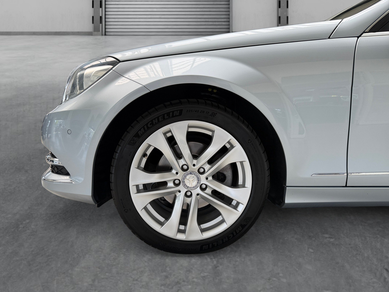 Mercedes-Benz C 250 T AVANTGARDE STYLE LEDER+NAV+XENON+AHK+ALU — photo 12