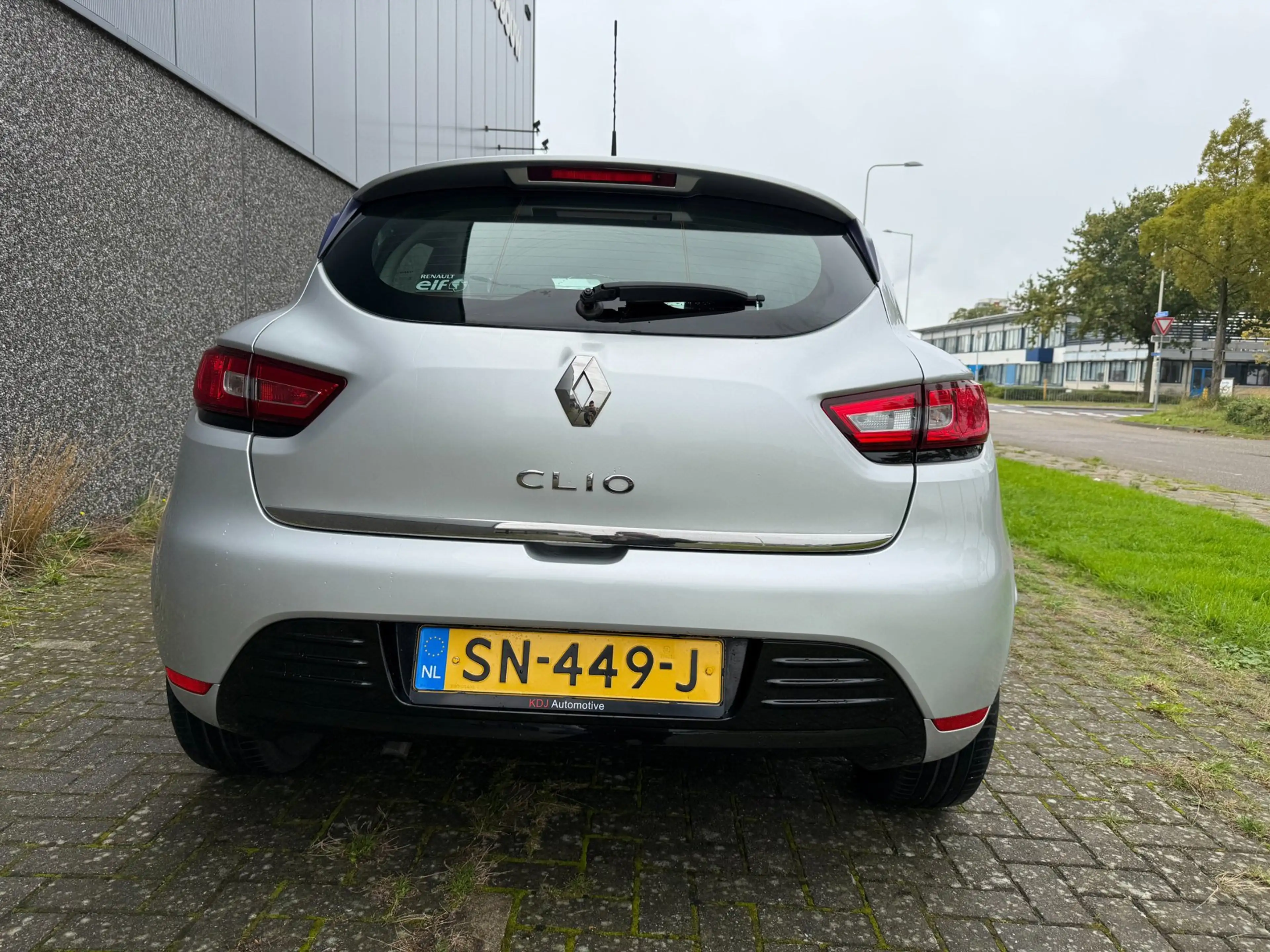 Renault Clio 0.9 TCe Zen/Dealer OH/2de eigen/APK tot 06-2027! — photo 9