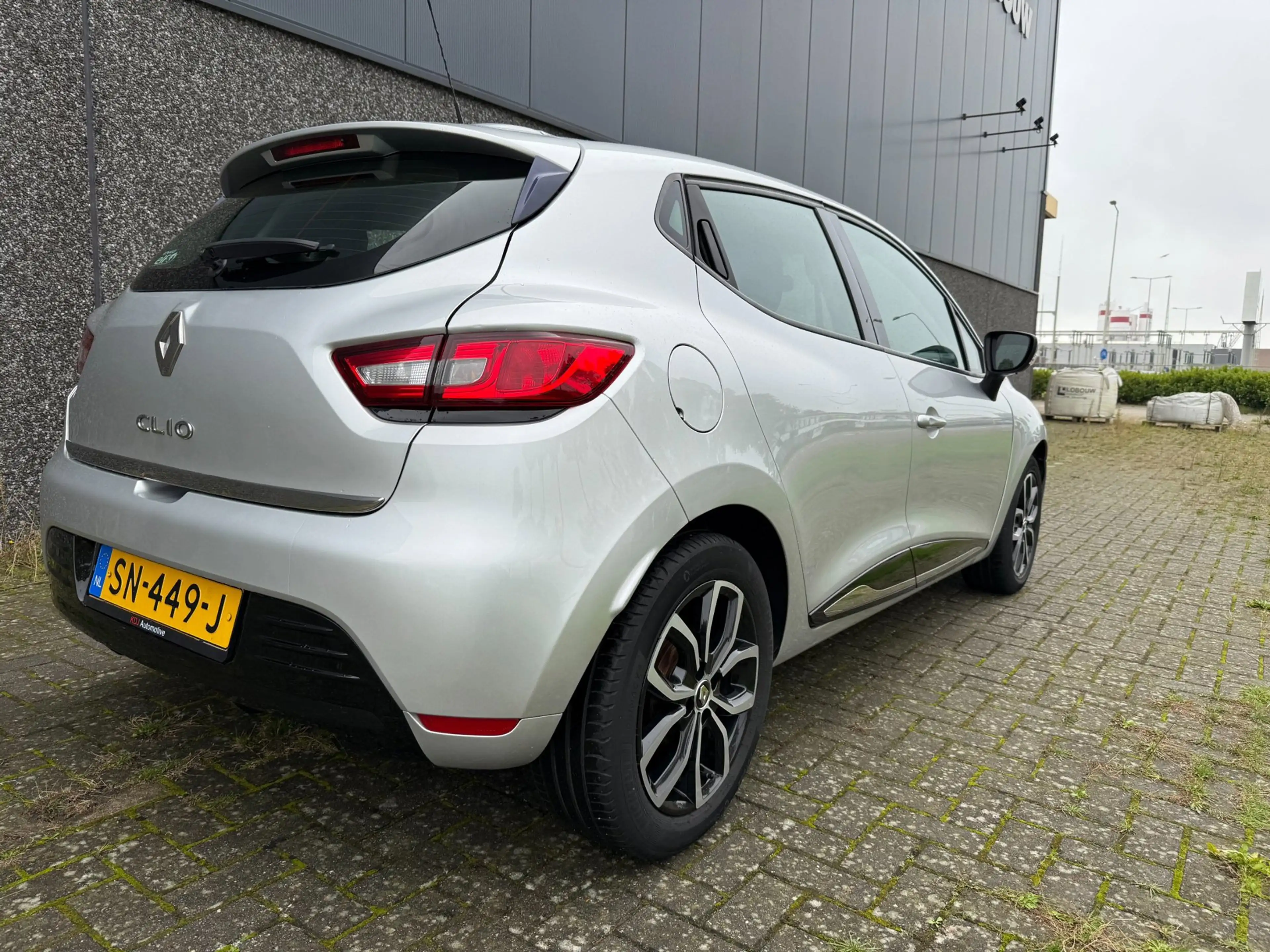 Renault Clio 0.9 TCe Zen/Dealer OH/2de eigen/APK tot 06-2027! — photo 10