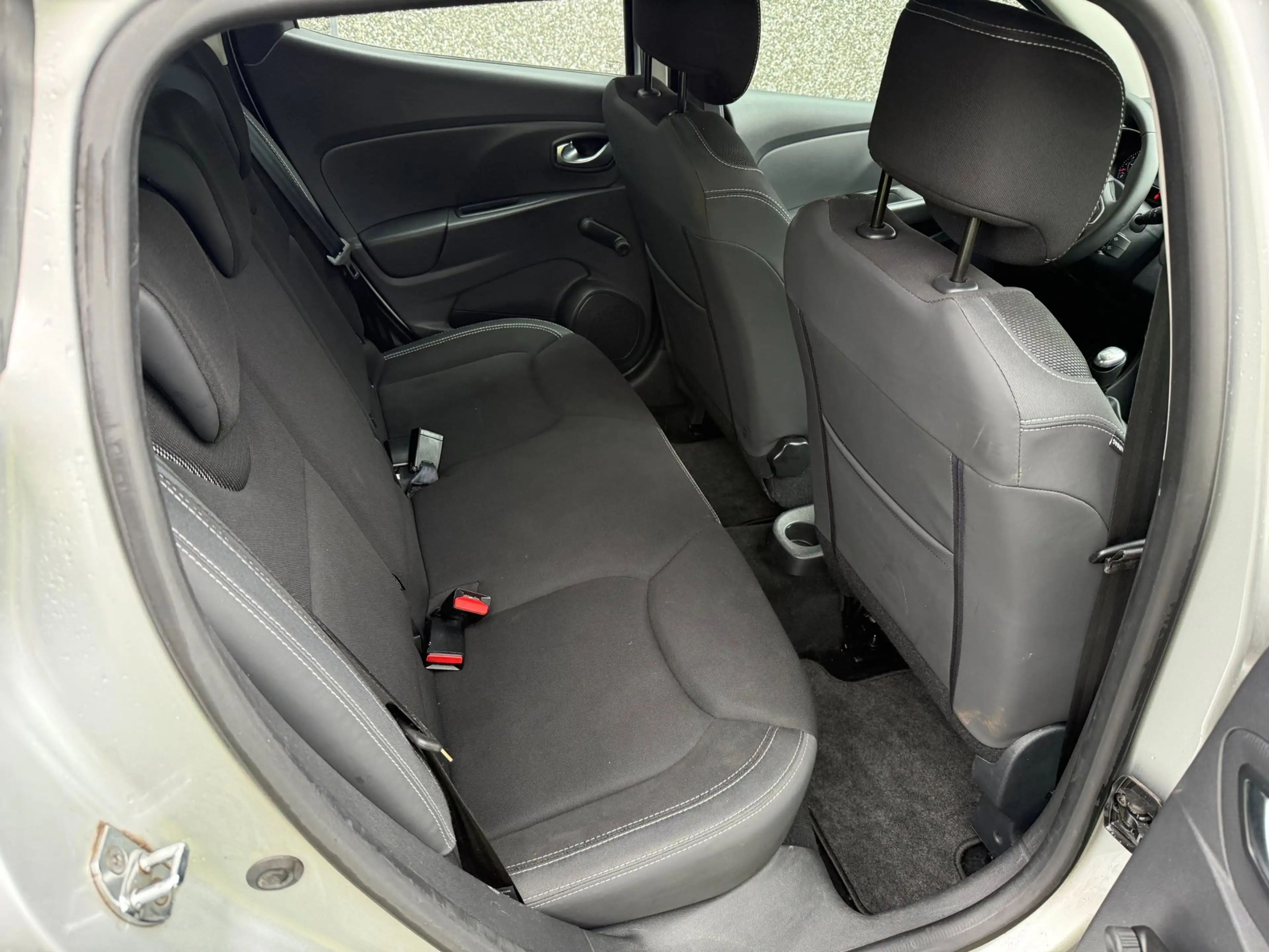 Renault Clio 0.9 TCe Zen/Dealer OH/2de eigen/APK tot 06-2027! — photo 16