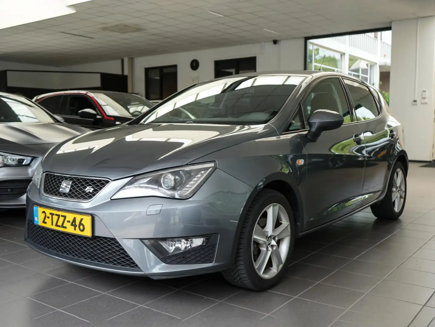 SEAT Ibiza SC 1.2 TSI FR | AIRCO | SENSOREN | NAVI Grijs - 1