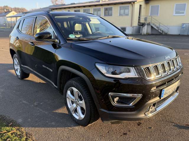 Imagine Jeep Compass Compass 1.4 MultiAir Automatik Limited