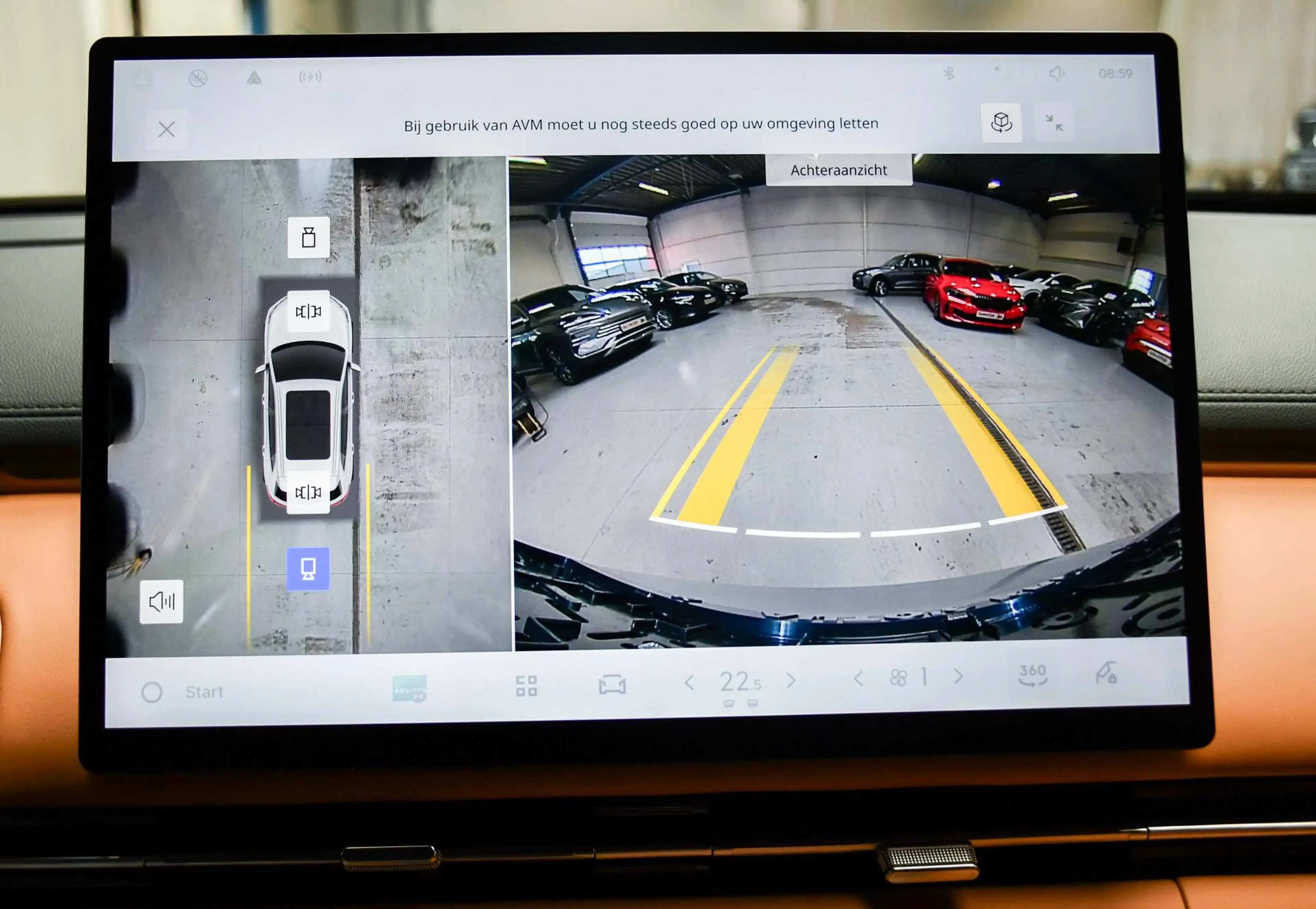 Geely Starray EM-i Pro+ 18,4 kWh NIEUW - NAVIGATIE / OPEN PANO-DAK / LEDER / CAMERA / ACC / BLIS / PDC — photo 13