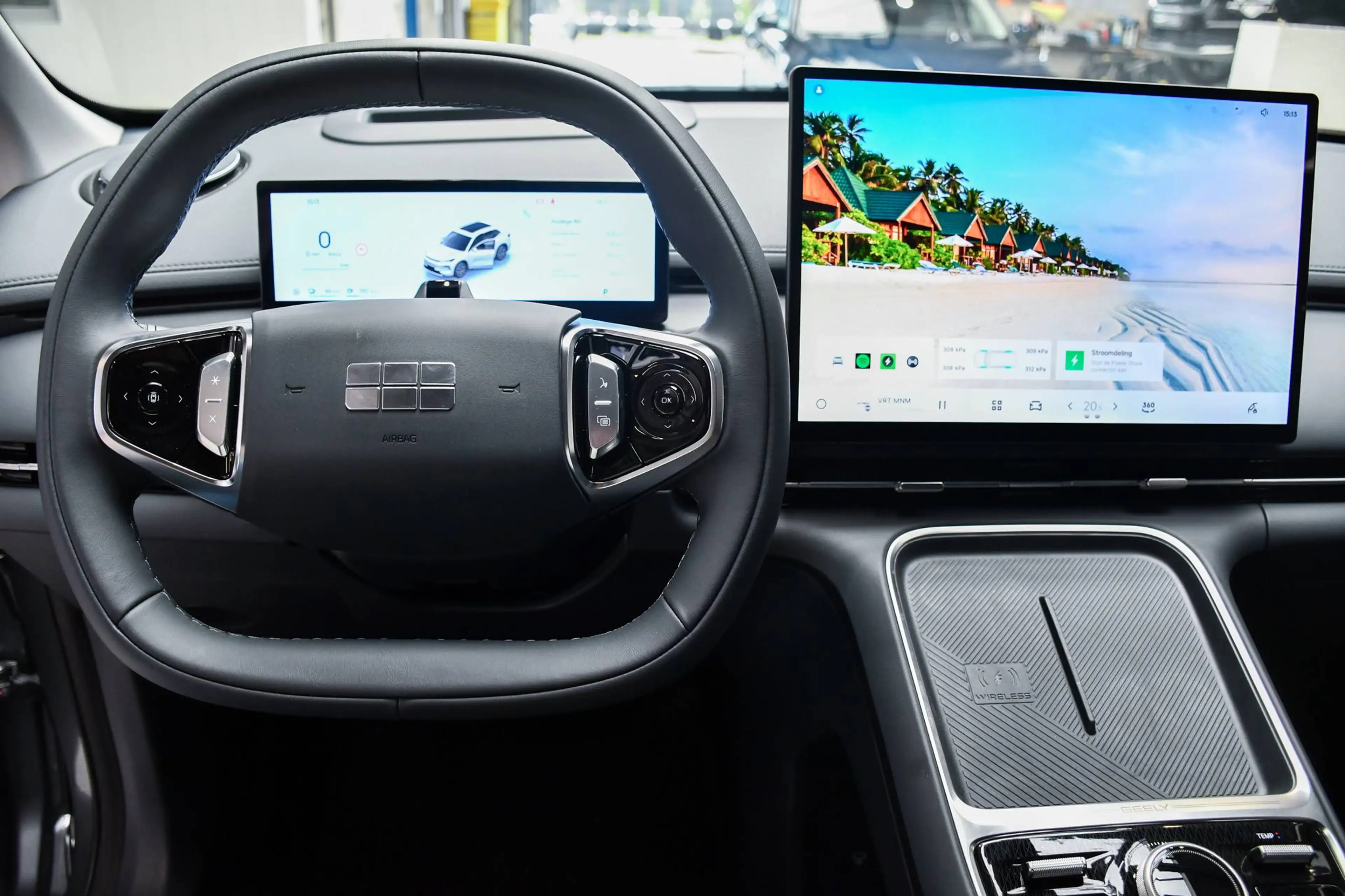 Geely Starray EM-i Pro+ 18,4 kWh NIEUW - NAVIGATIE / OPEN PANO-DAK / LEDER / CAMERA / ACC / BLIS / PDC — photo 10