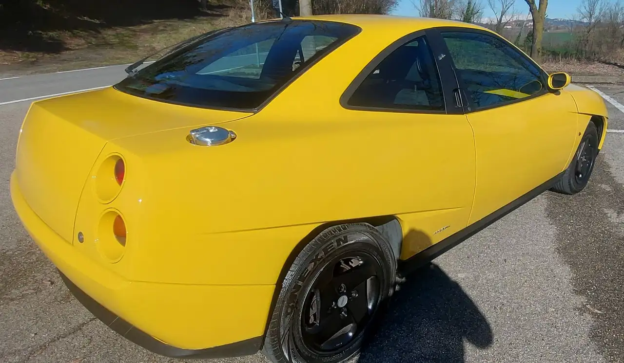 Fiat Coupe 1.8 16v, foto 2