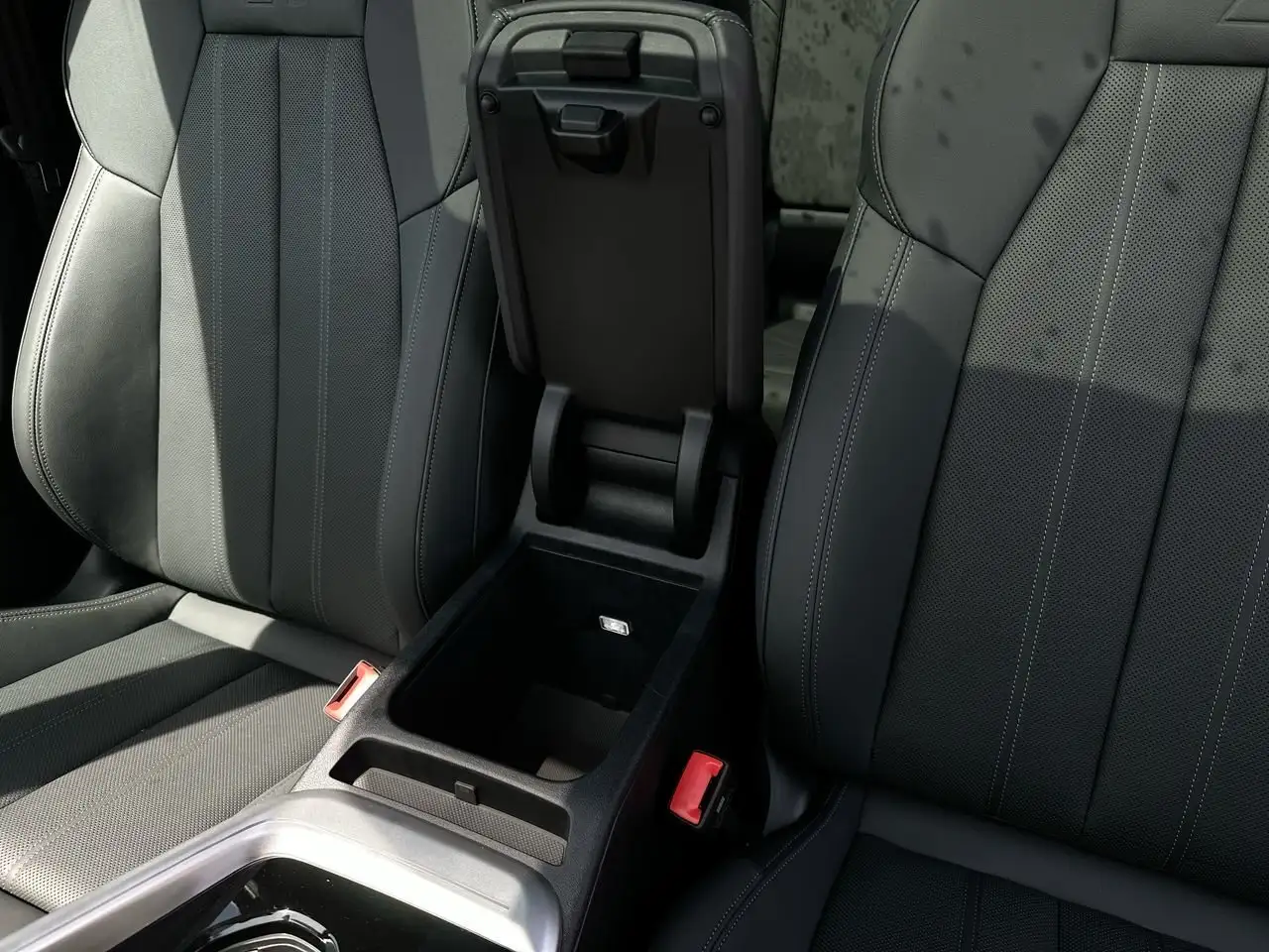 Audi Q5 снимка Audi Q5