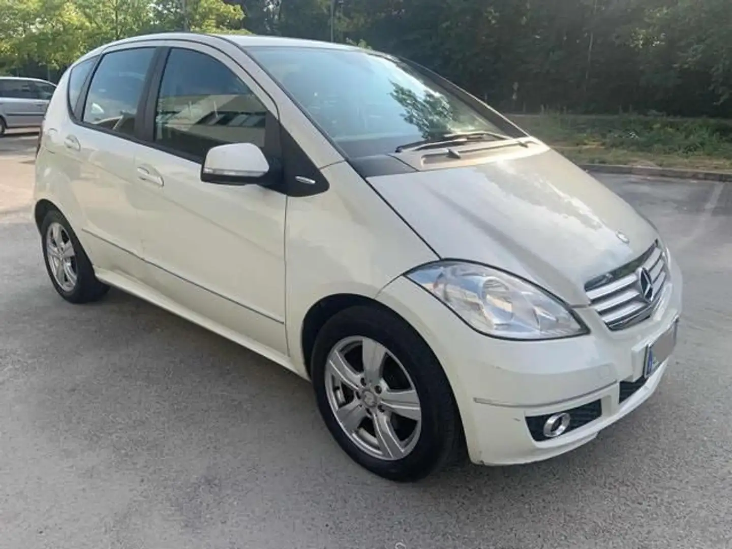 Mercedes-Benz A 180 A 180 cdi Avantgarde Білий - 1