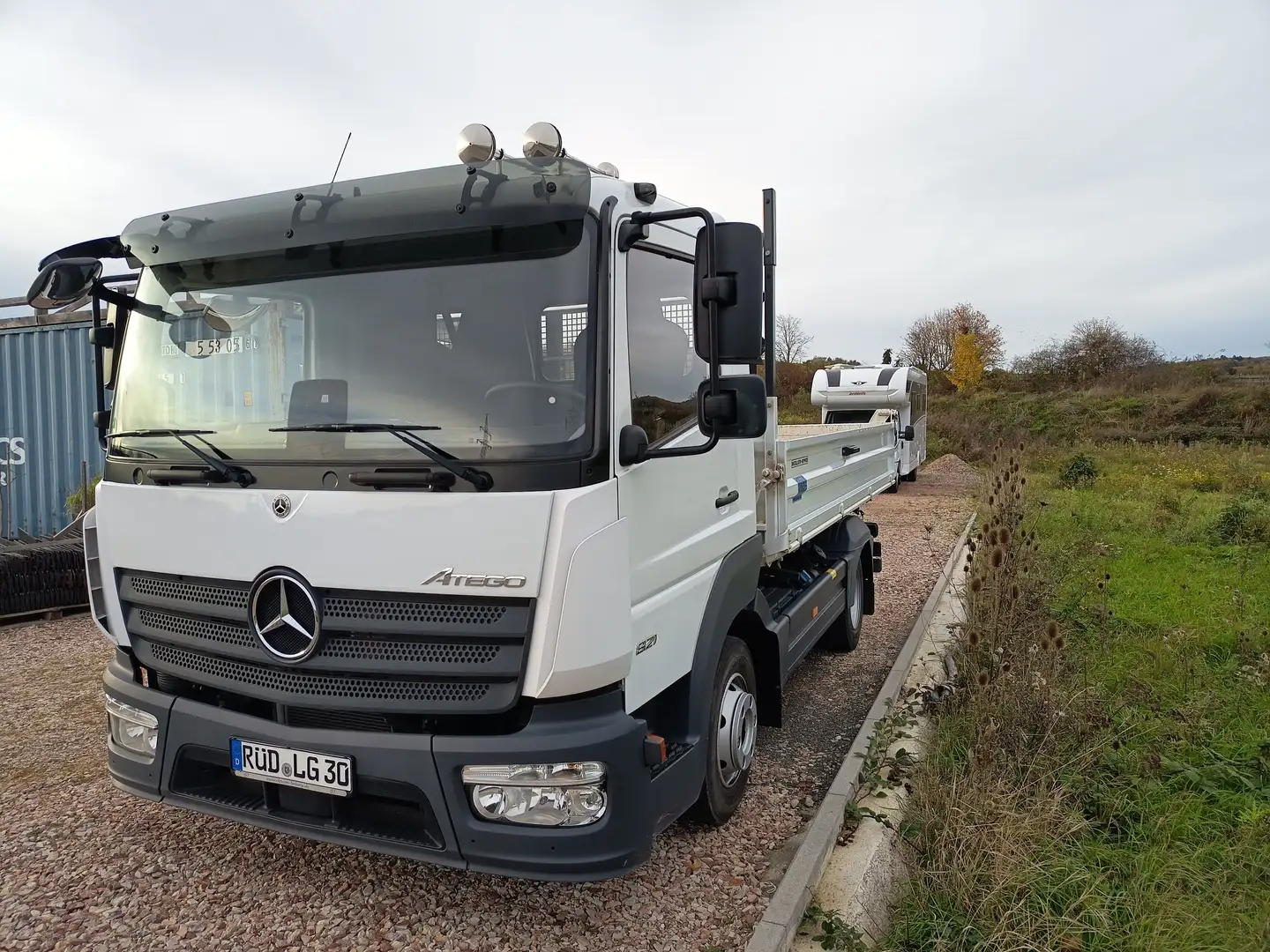 Mercedes-Benz Atego 821 Kipper White - 1