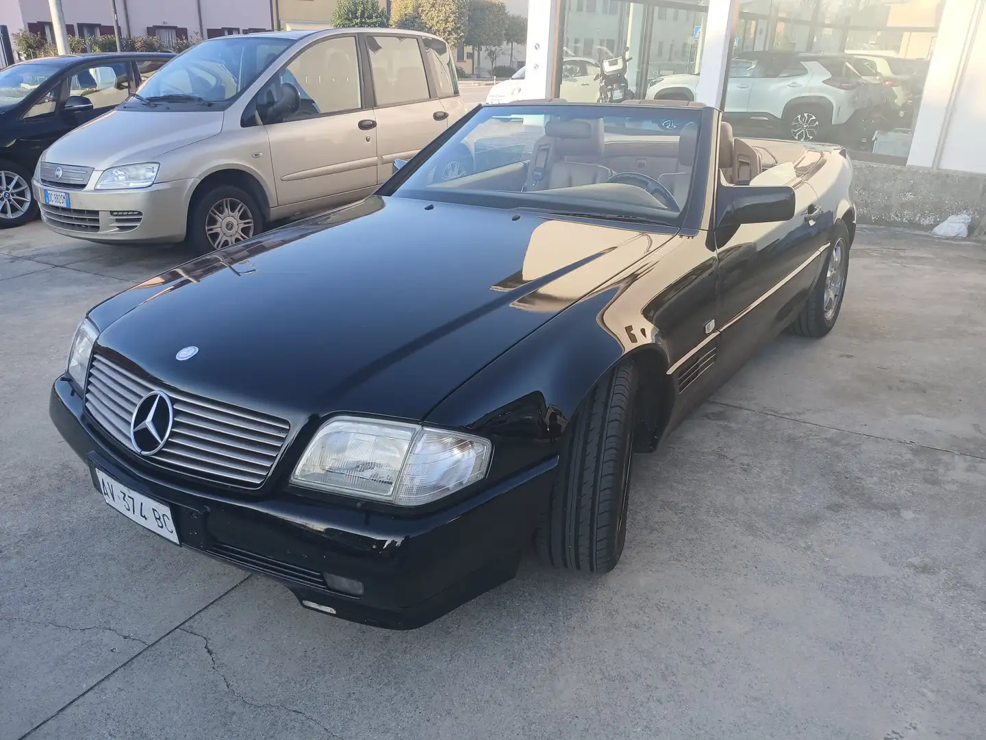 Mercedes-Benz SL 300 SL Roadster - R129 24 - 1