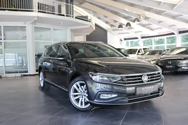 Volkswagen Passat main image
