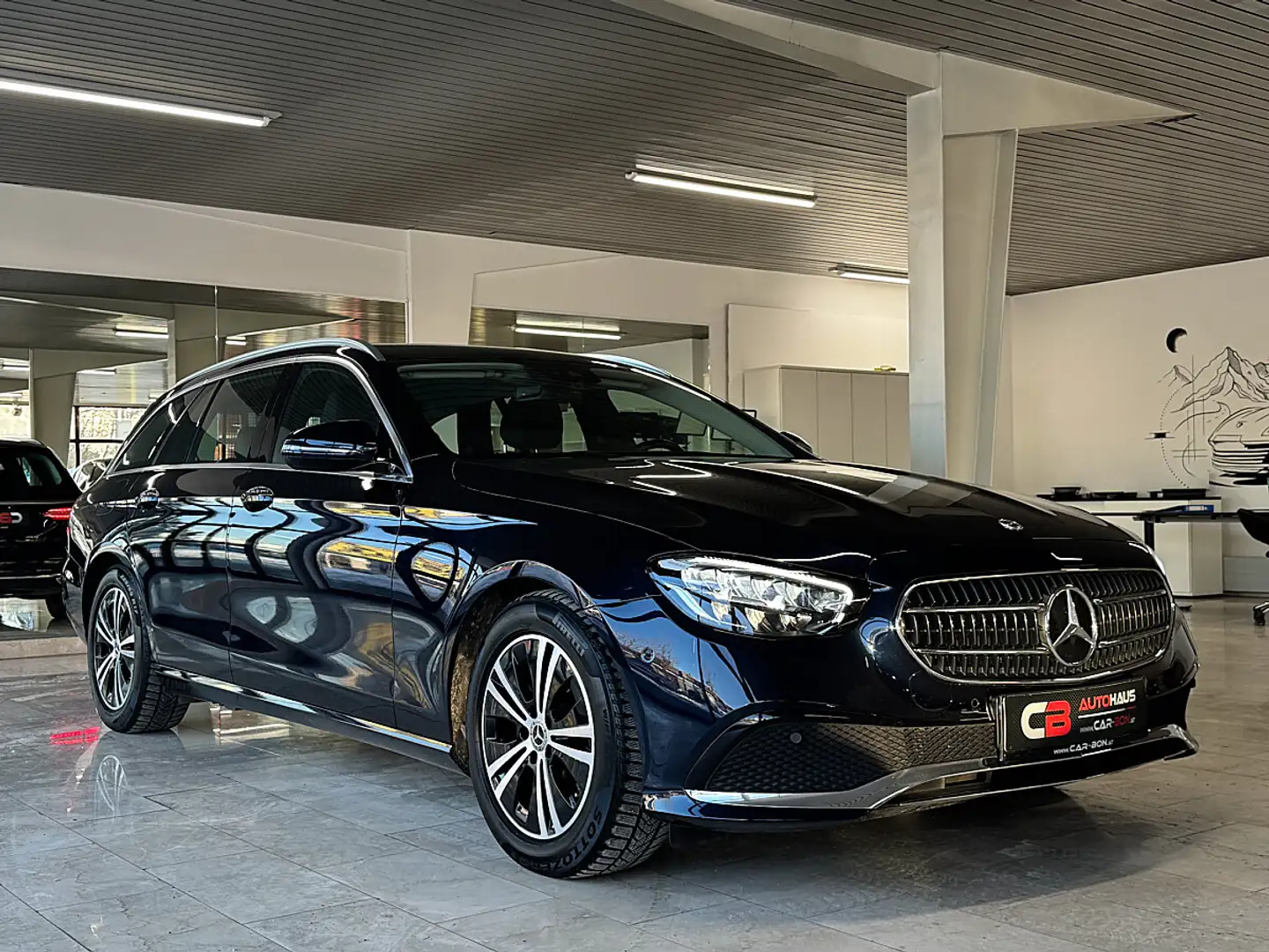 Mercedes-Benz E 200 d T Aut. Avantgarde Blau - 1