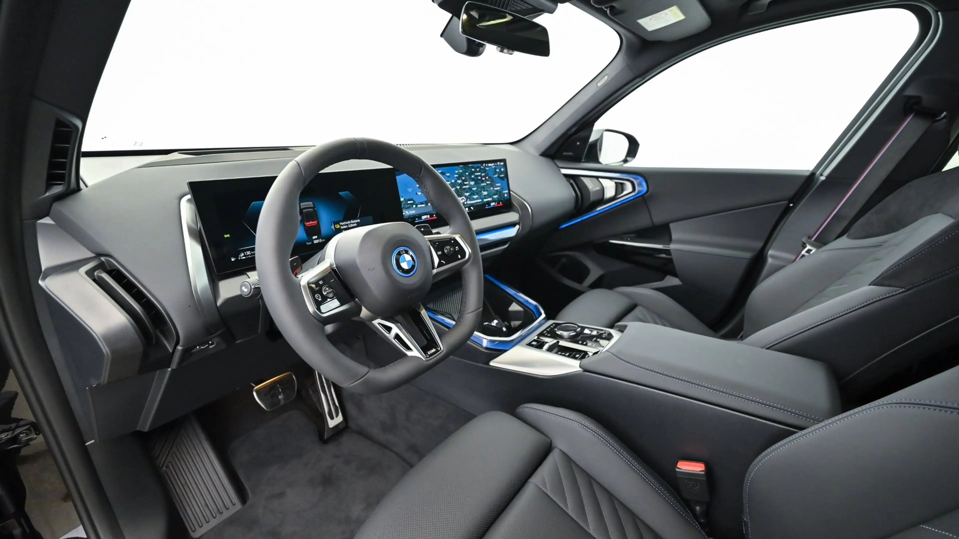 BMW X3 30e xDrive — photo 13