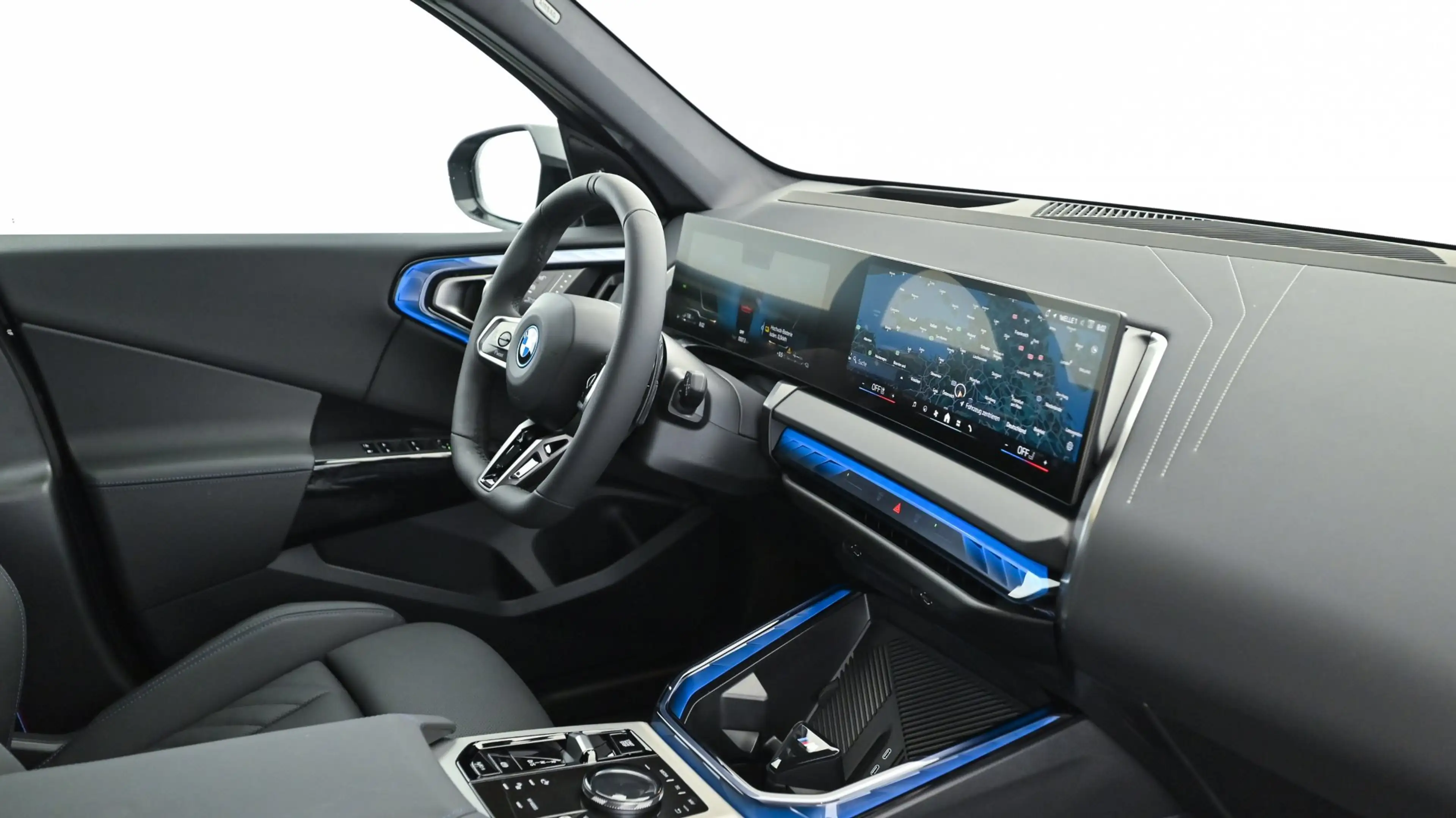 BMW X3 30e xDrive — photo 14