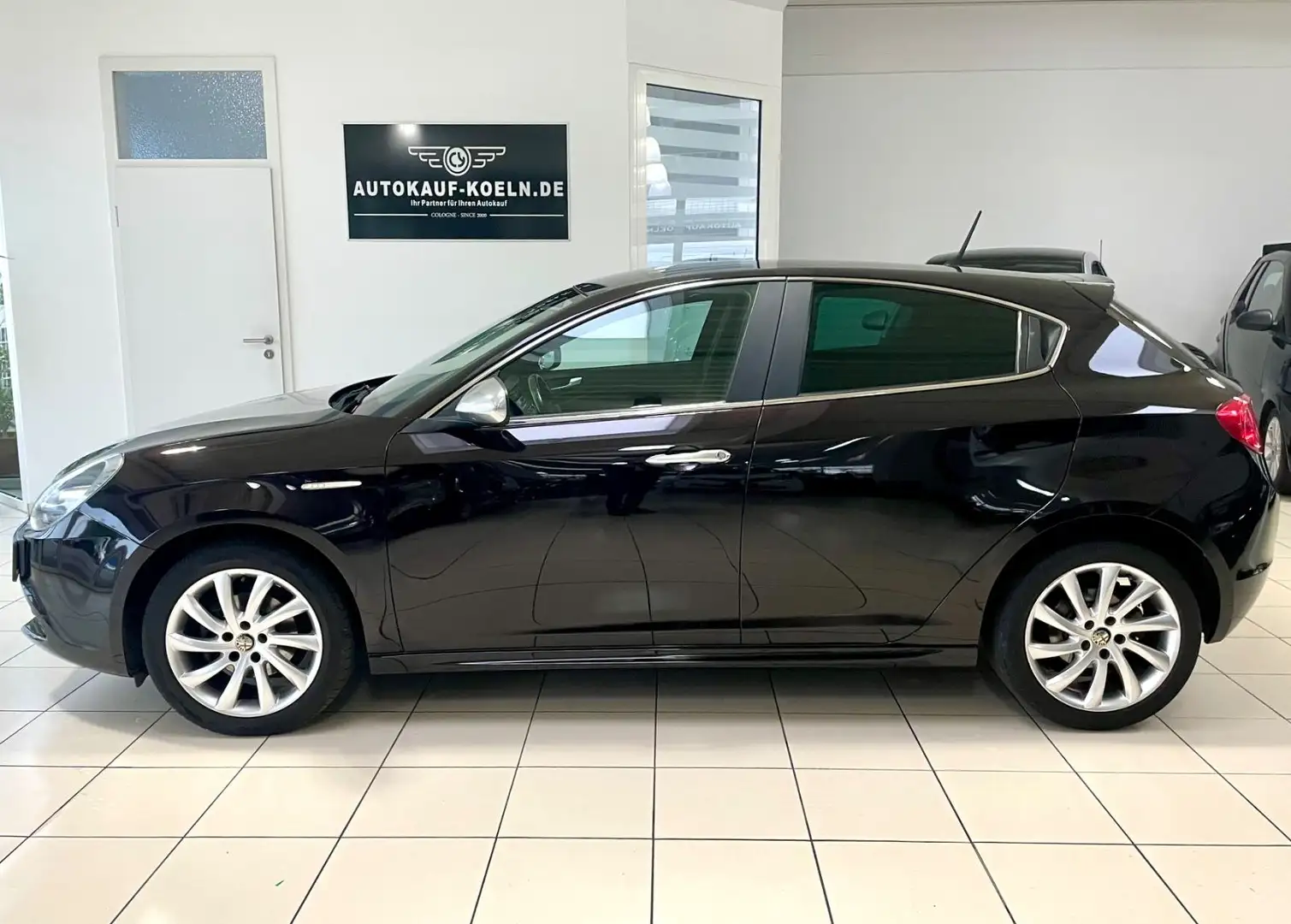 Alfa Romeo Giulietta Turismo 1,4 88kW/Klima/Alus Noir - 1