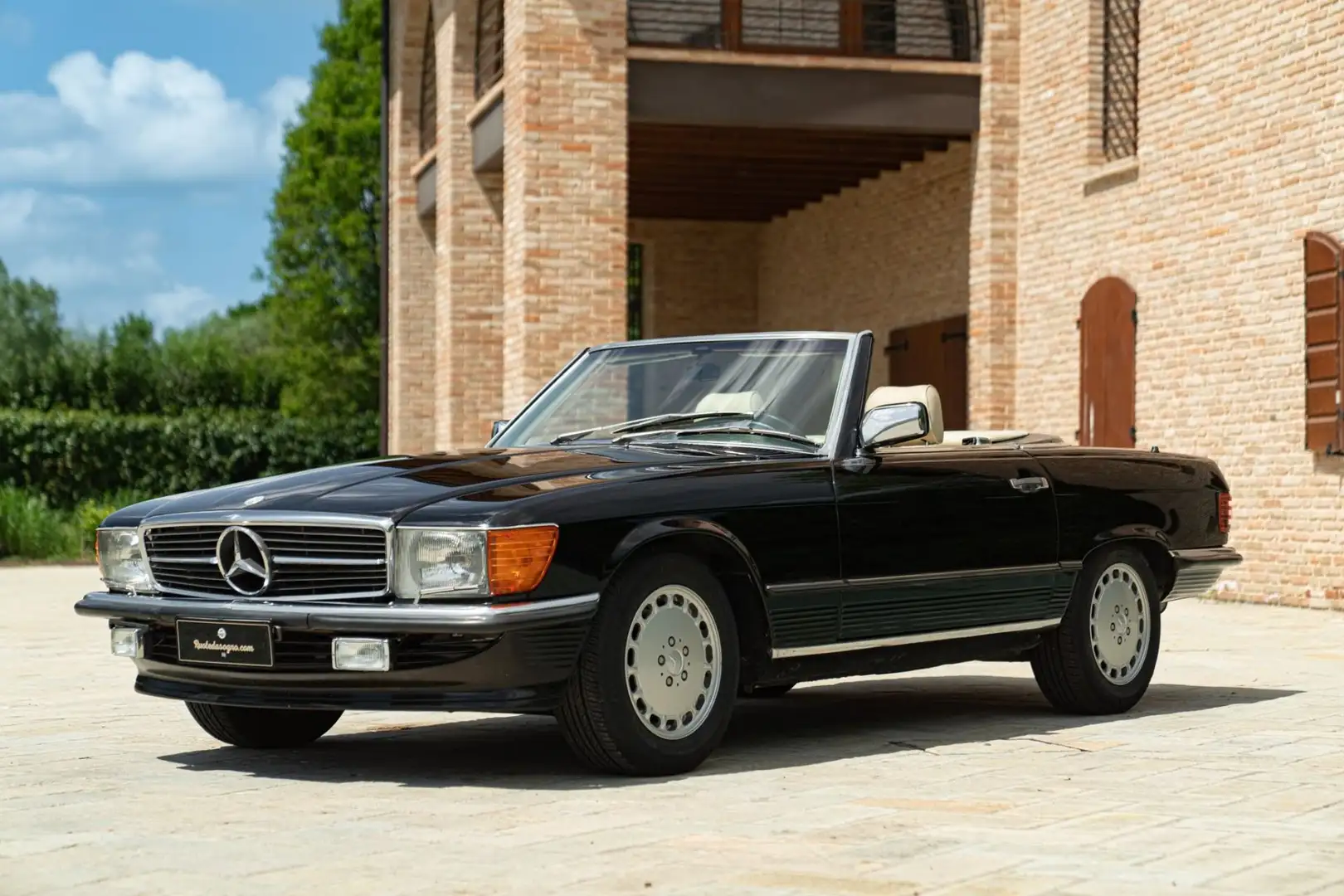 Mercedes-Benz 300 SL Negru - 1