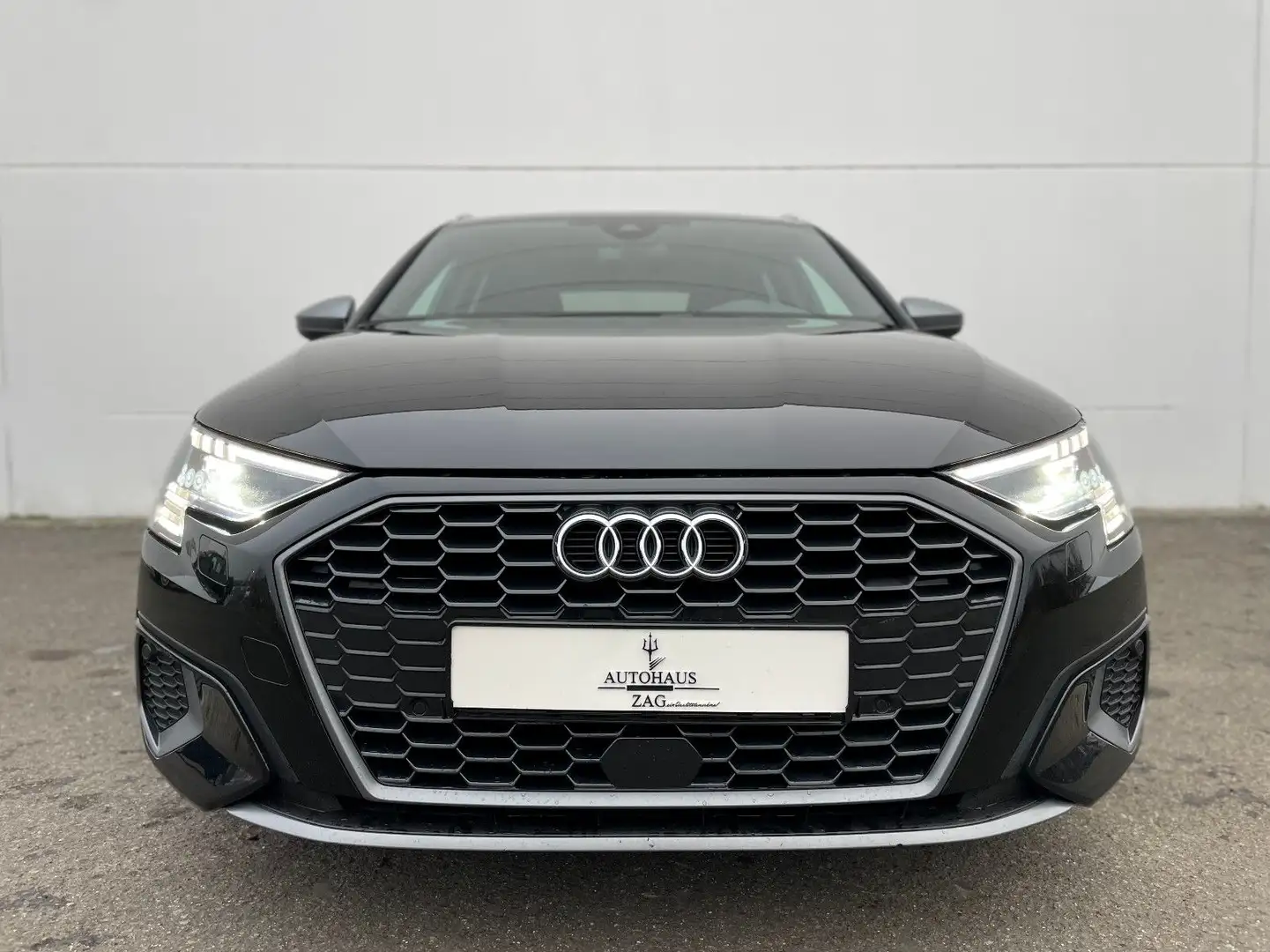 Audi A3 Sportback 35 TFSI*S LINE*MATRIX LED*VIRTUAL* Schwarz - 2