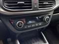 Hyundai i10 1.0i 67pk Premium / / Climate en Cruise / Navigati Blauw - thumbnail 19
