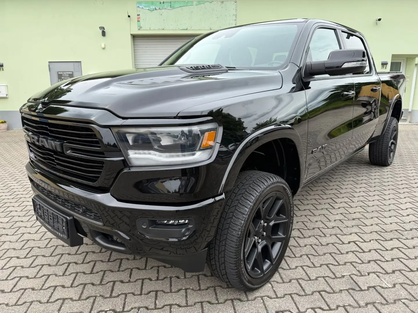 Dodge RAM Laramie Night Panorama 5.7 HEMI 4X4 LPG-Gas Noir - 2