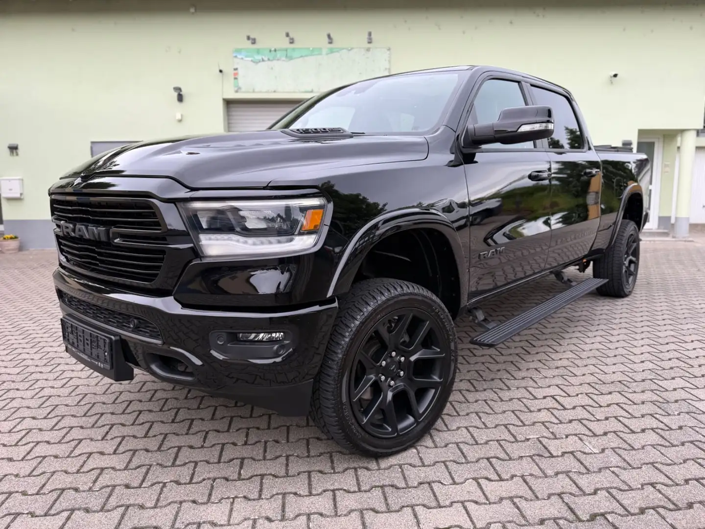 Dodge RAM Laramie Night Panorama 5.7 HEMI 4X4 LPG-Gas Noir - 1