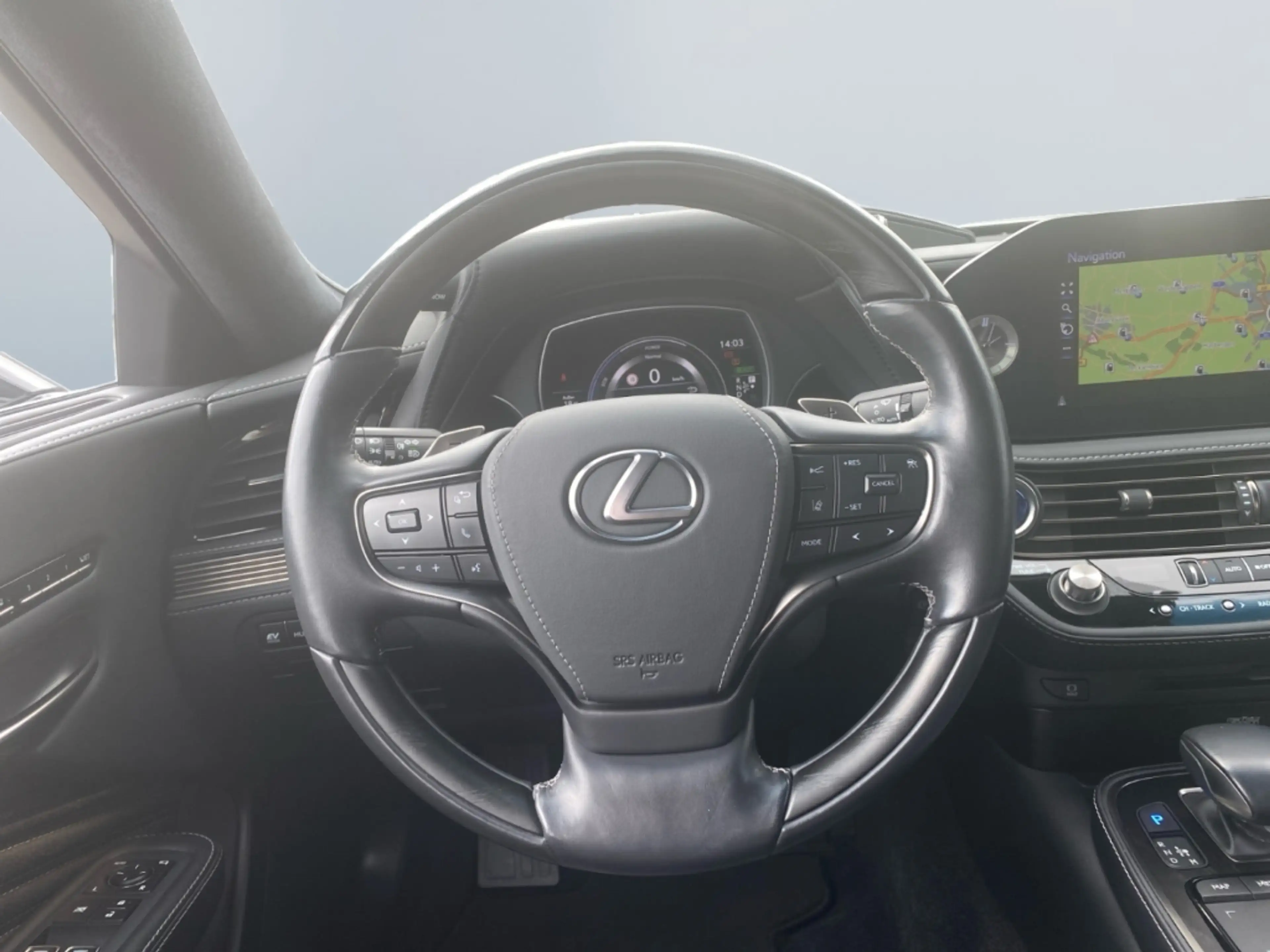 Lexus LS 500 h Executive Line *Matrix*Luftfeder*360*HUD* — photo 12