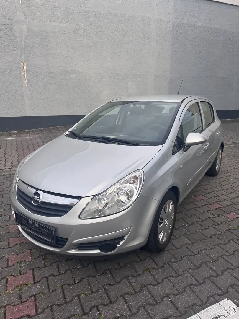 Opel Corsa 1.4 16V Cosmo - 1
