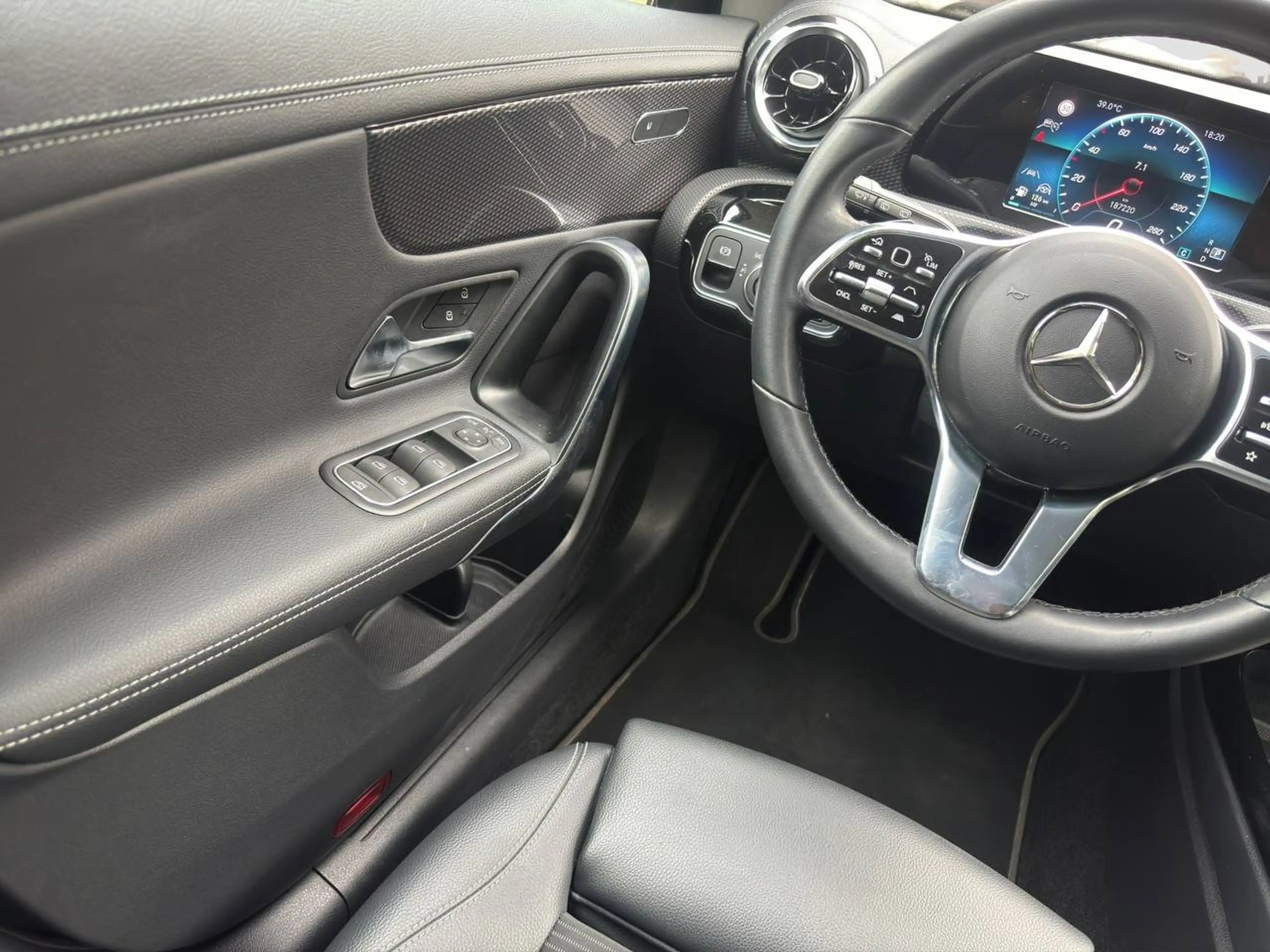 Mercedes-Benz CLA 200 CLA 200 d SB | MULTIBEAM | MBUX | 18" | DAB | LED — photo 13