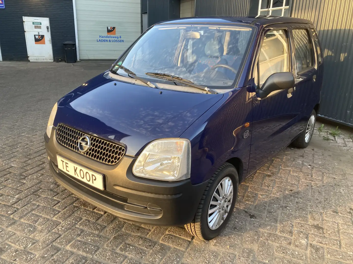 Opel Agila 1.0-12V Bleu - 1