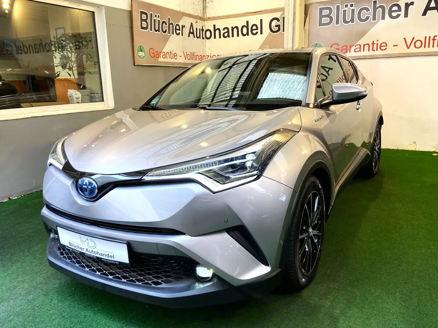 Toyota C-HR Hybrid Team D Sonderedition Automatik Bronze - 1