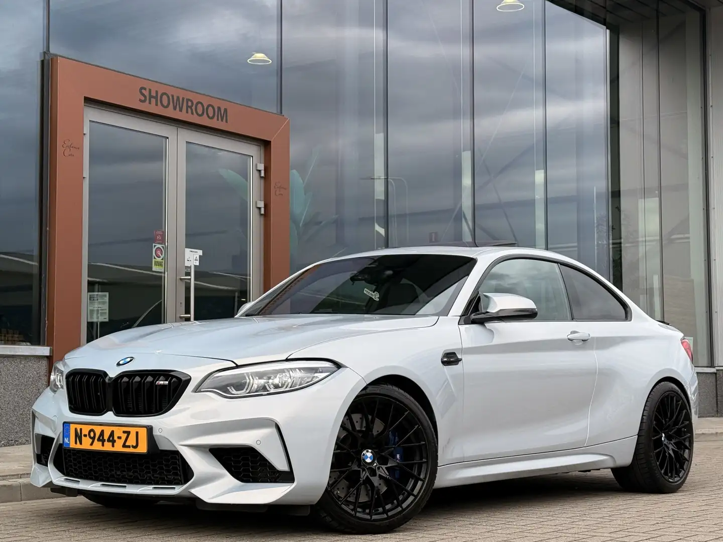 BMW M2 2-serie Coupé DCT Competition | Armytrix | Schuif Grijs - 1