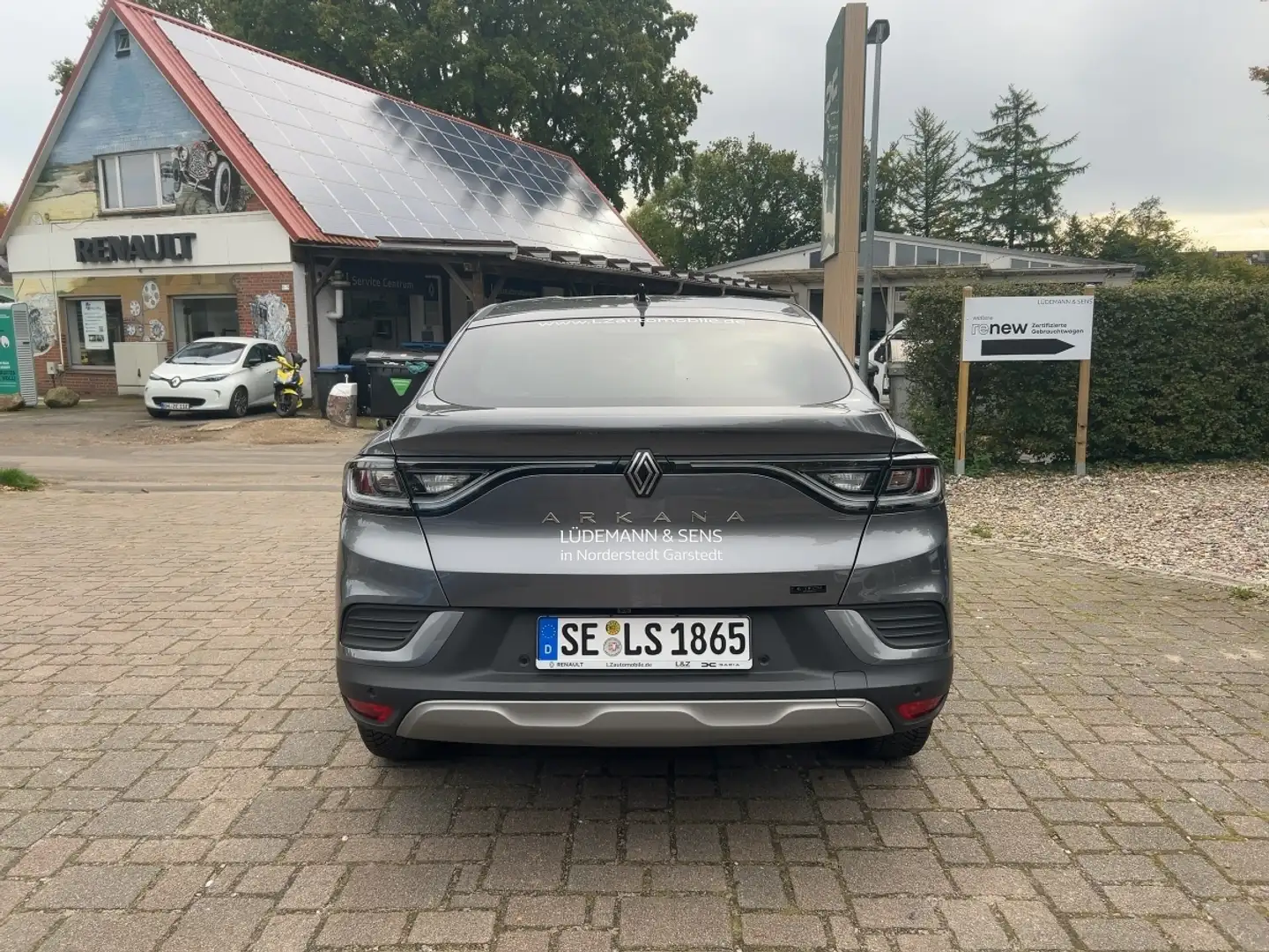 Renault Arkana TECHNO Full Hybrid 145 Aut. PDC/SHZ/Klima Grau - 2
