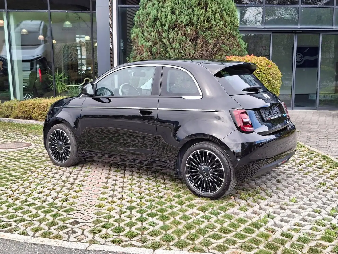 Fiat 500e La Prima 3+1 42kWh Schwarz - 2