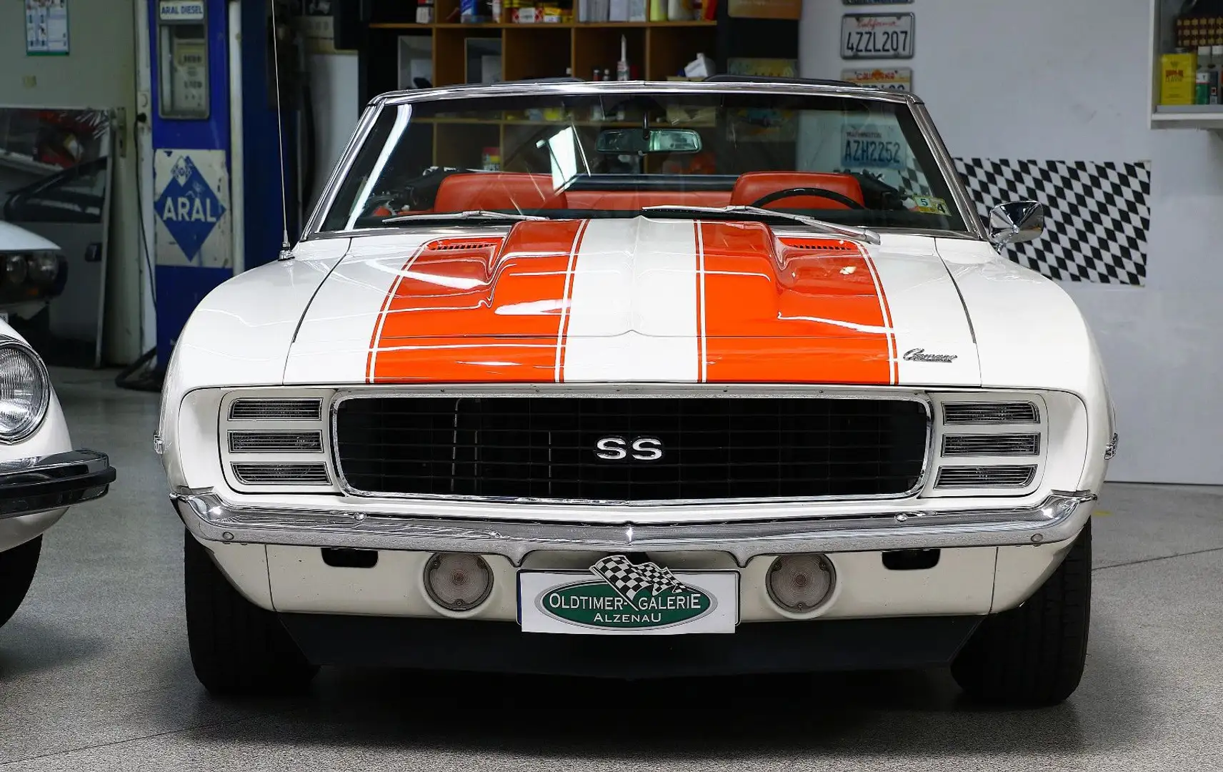 Chevrolet Camaro SS Indy Pace Car - 1