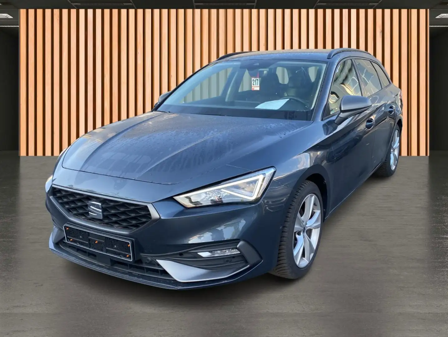 SEAT Leon 1.5 TSI FR DSG*voll LED*Vision Plus*Navi+ Grau - 2