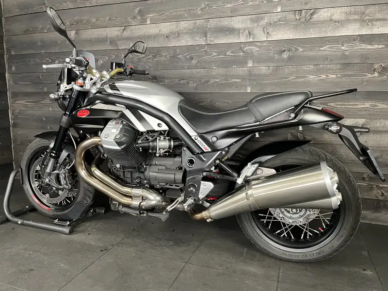 Moto Guzzi Griso 1200 - foto 7
