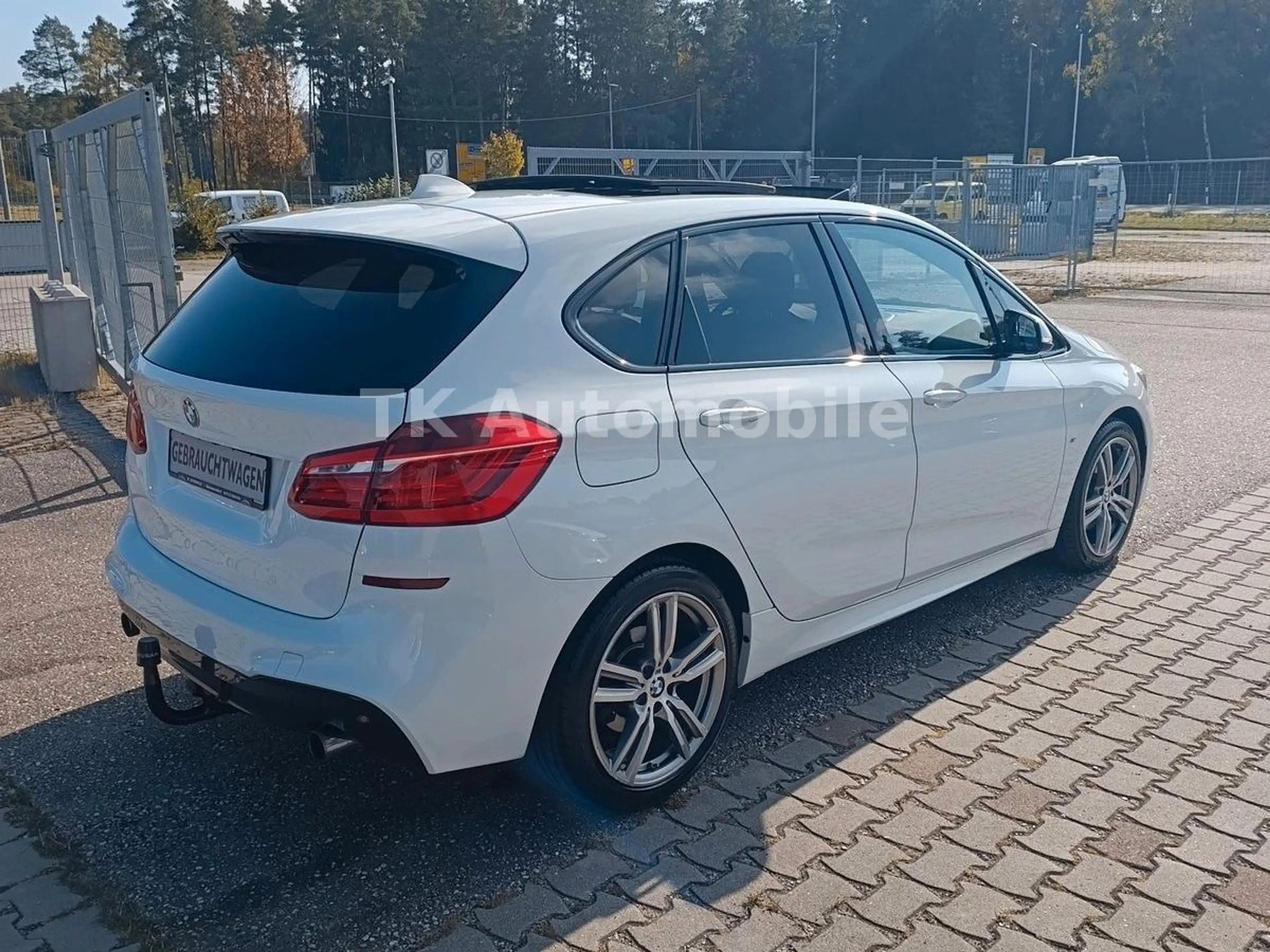 BMW 220 2  Tourer M-Paket/PANO/HUD/SHZ/LED/KAM/TOP! — photo 5