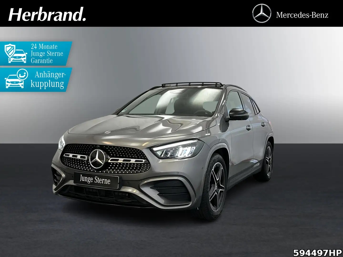 Mercedes-Benz GLA 200 AMG  Night Pano AHK DISTRONIC 360° Ambie Grau - 1