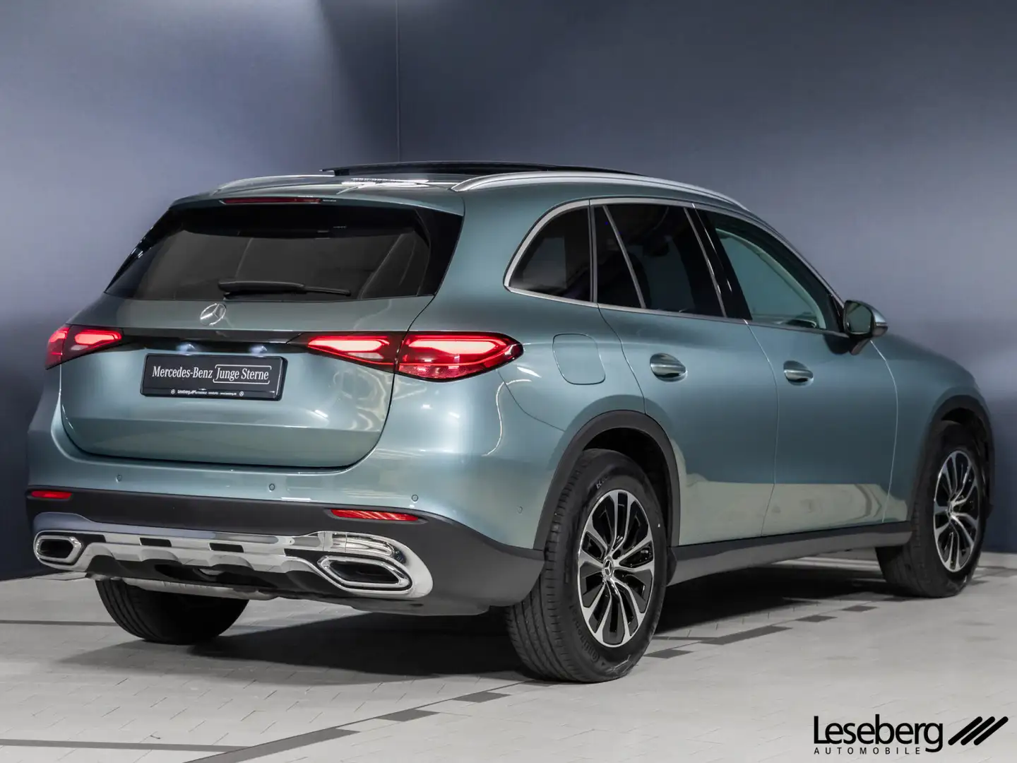 Mercedes-Benz GLC 220 GLC 220 d 4M Avantgarde LED/AHK/Pano/Kamera/DAB/ Silber - 2