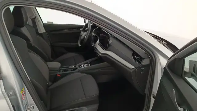 Skoda Octavia view 10